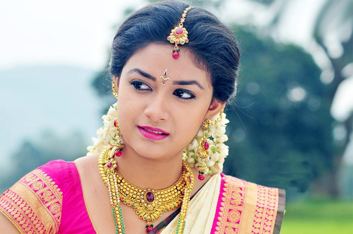 tamil heroine,keerthy suresh,nayantara,keerthy remuneration,telugu industry  కీర్తి దూకుడు మాములుగా లేదుగా..!